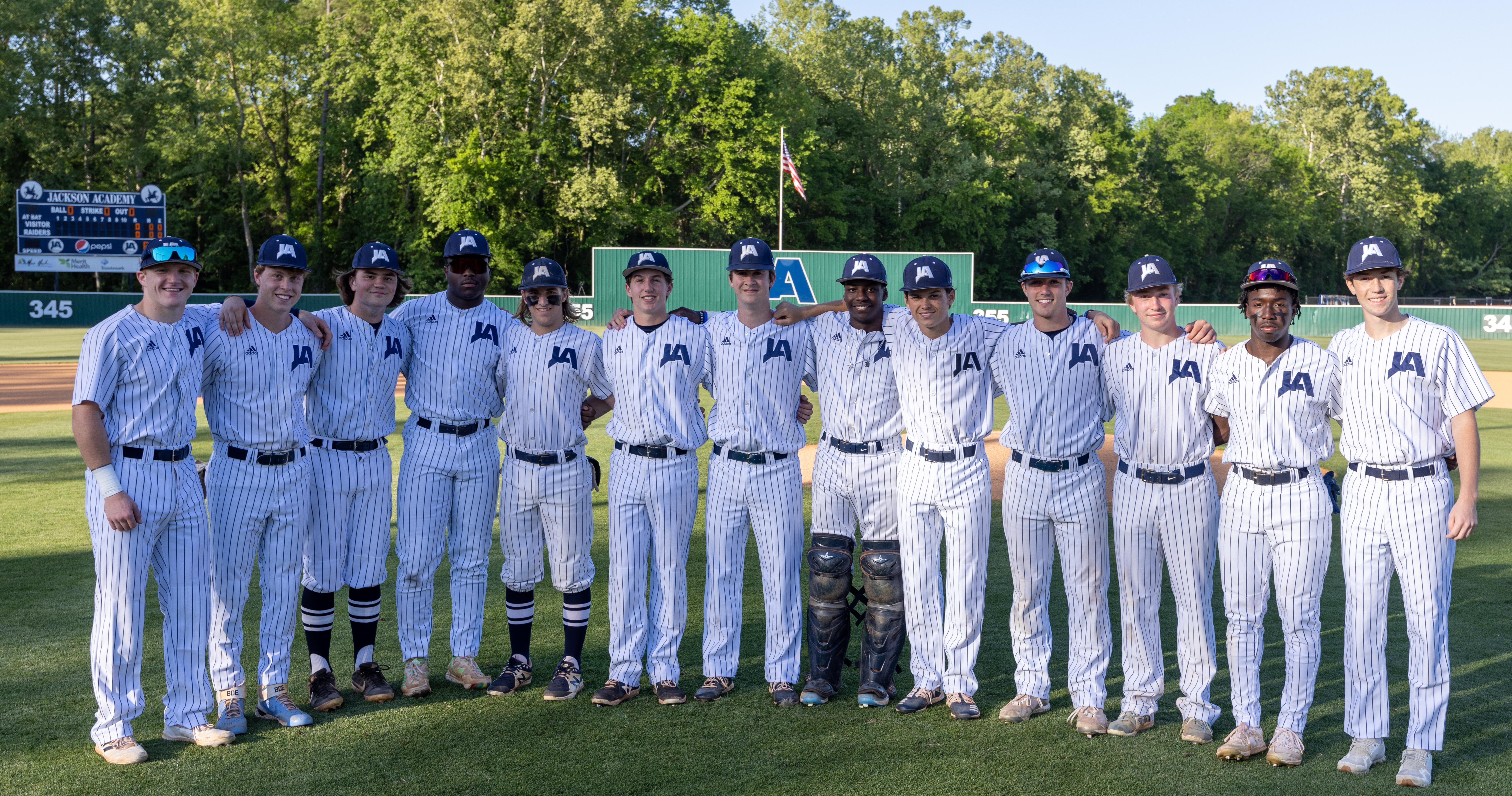 Raiders Beat Patriots 2-1