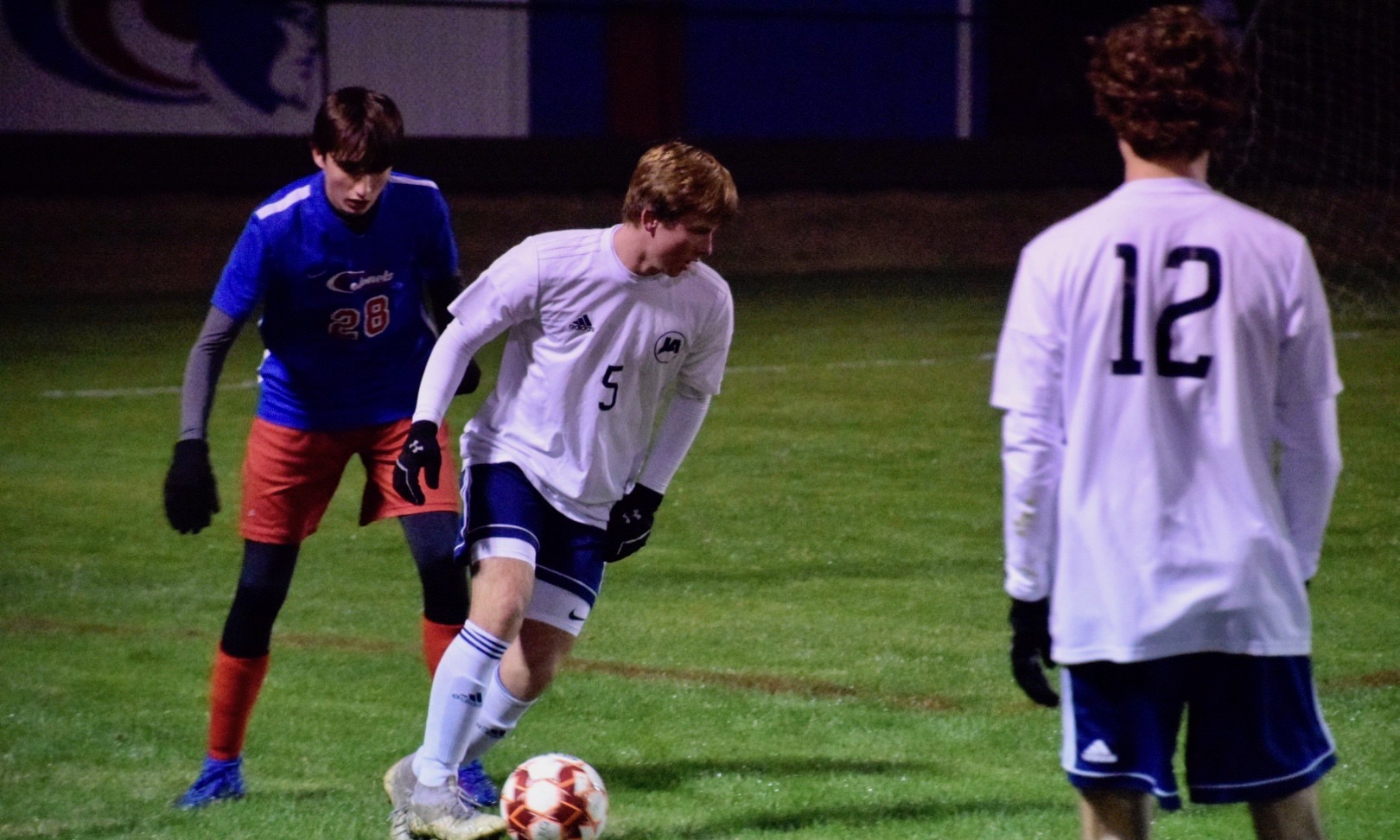 Raiders Sweep Colonels